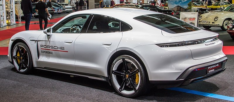 Porsche Taycan 2020 года 2 Porsche Taycan 2020