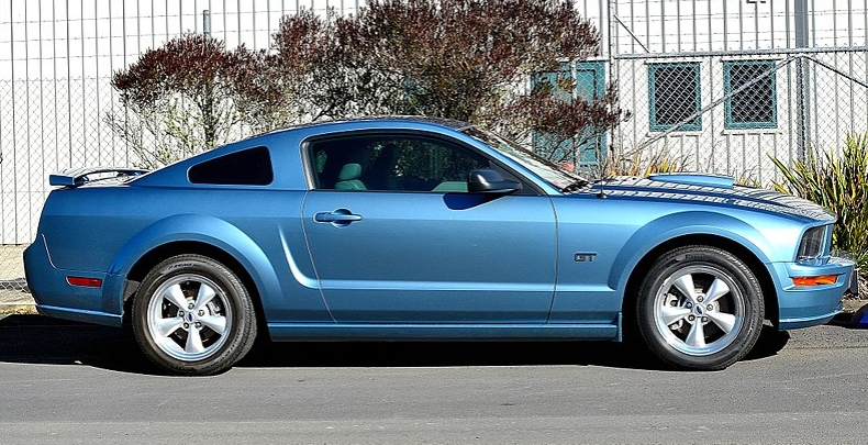 Ford Mustang 2007 и Ford Shelby GT500 2 Ford Mustang 2007