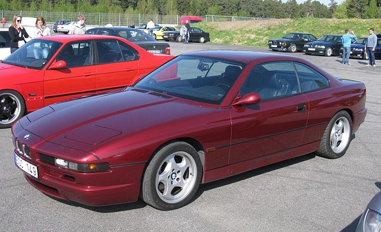 Спортивные автомобили БМВ TOП-10 моделей 9 snimok jekrana 18 11 2024 165716 commons.wikimedia.org