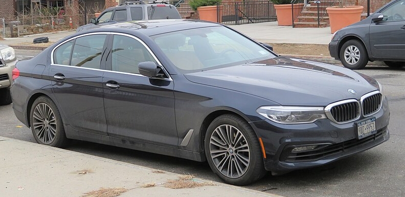 Культовые автомобили 90х