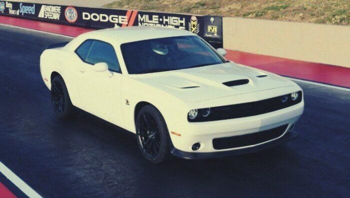 Dodge Challenger 2021