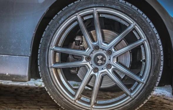 Чистка колесных дисков 