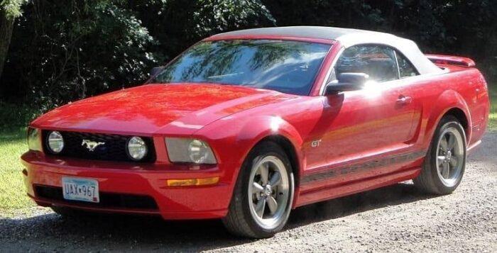 Ford Mustang 2007 и Ford Shelby GT500 4 Поколения Ford Mustang