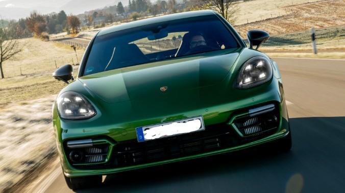 Porsche Panamera 2022 года выпуска 11 Porsche Panamera 2022