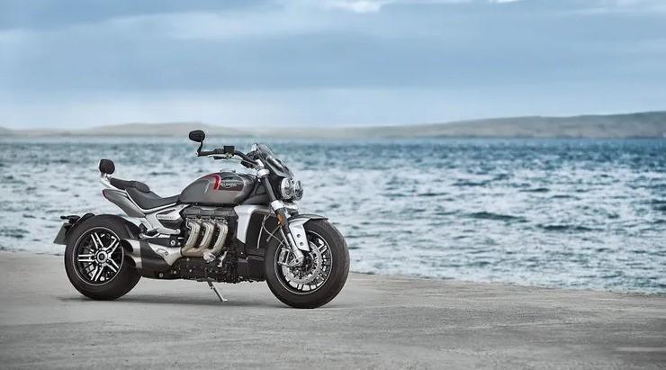 Мотоцикл Triumph Rocket 3