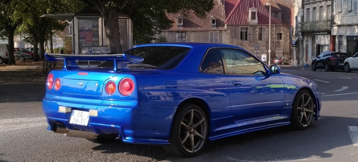 Nissan Skyline GT-R R34 японская легенда 2 Nissan Skyline GT-R R34