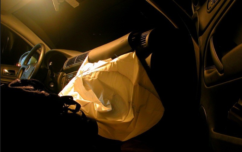 Горит индикатор подушки безопасности, как сбросить? 9 Горит индикатор подушки безопасности,