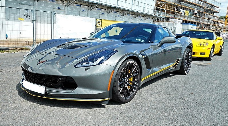 Вождение автомобиля на автомате, пошагово 1 Chevrolet Corvette Z06 2024